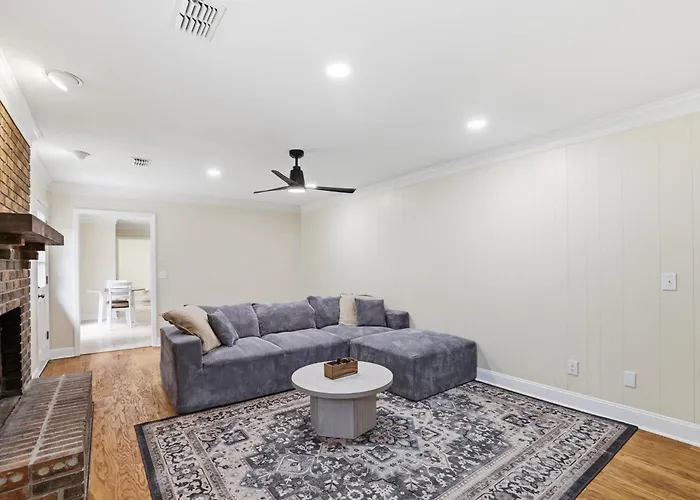 Spacious Killearn Retreat 4br Prime Location