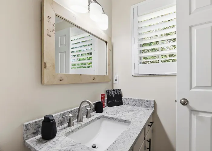 Сasa de vacaciones Spacious Killearn Retreat 4br Prime Location