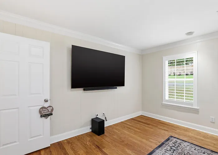 Spacious Killearn Retreat 4br Prime Location