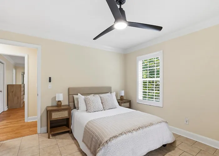 Spacious Killearn Retreat 4br Prime Location Сasa de vacaciones *