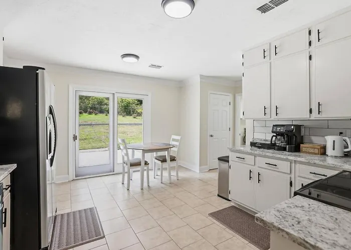 Spacious Killearn Retreat 4br Prime Location Tallahassee